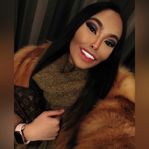 Meet your Posher, Regina! - Picture 11 of 16